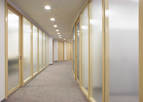Exclusive Veneer Sheet partitions from NAYADA
