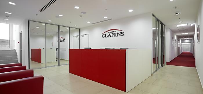 Photo Office in the spirit of corporate values: NAYADA project for the Clarins Cosmetics Company