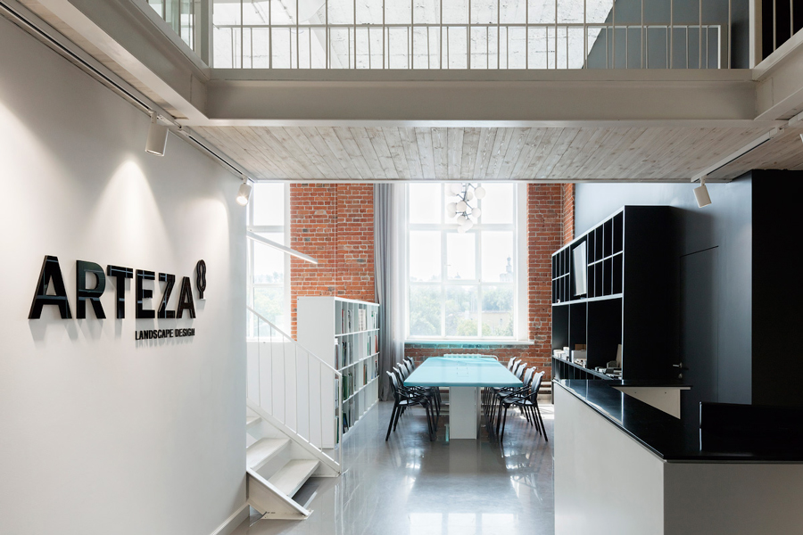 Photo Office as a clean canvas for creativity: NAYADA for Arteza