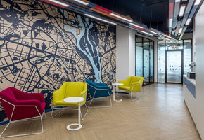 Dynamics and Comfort: NAYADA for IT Company Office in Kiev