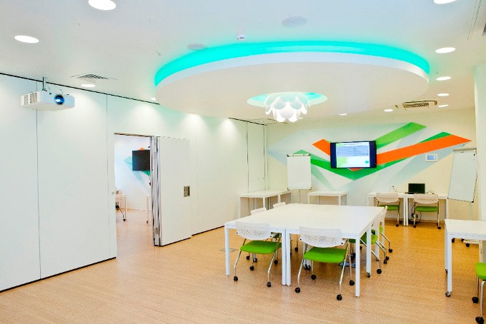 Photo Offices made with sliding partitions: NAYADA’s project for Sberbank
