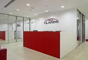 Office in the spirit of corporate values: NAYADA project for the Clarins Cosmetics Company