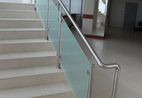 Railing System in project Regional Cancer Center