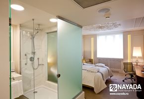 Sanitary partitions in project Crowne Plaza