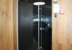 All-glass doors in project Mercedes Benz, Kazan